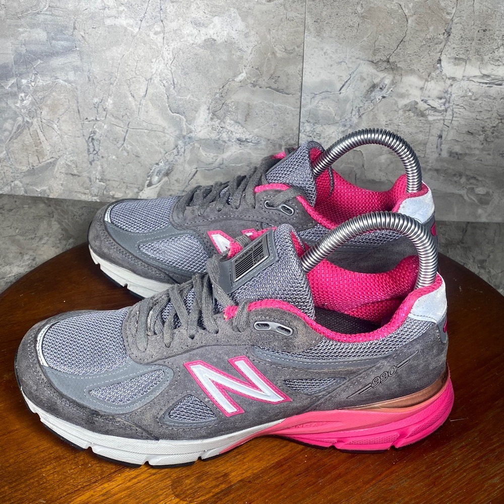 New Balance 990v4 Women's Size 7.5 Gray/Pink Athletic Running Shoes